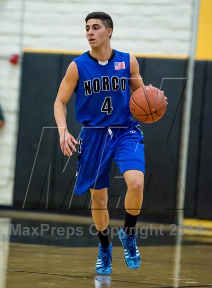 Thumbnail 1 in Norco @ Calabasas photogallery.