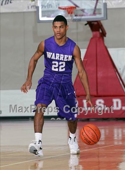 Thumbnail 1 in Warren vs. Fort Bend Bush (McDonald's Texas Invitational) photogallery.