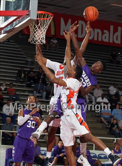Thumbnail 1 in Warren vs. Fort Bend Bush (McDonald's Texas Invitational) photogallery.