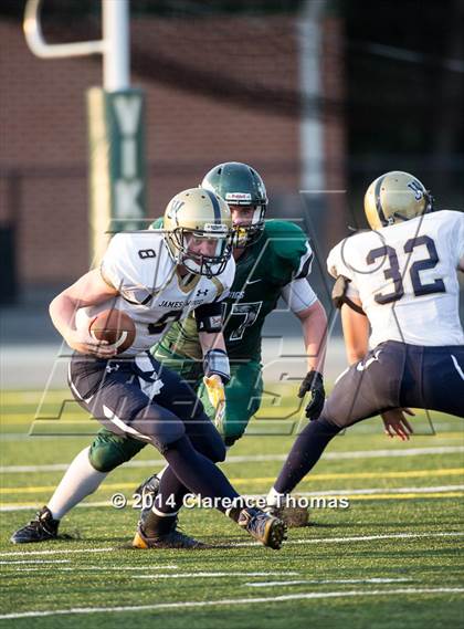 Thumbnail 1 in Wood @ Loudoun Valley photogallery.
