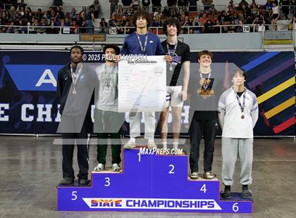 Thumbnail 1 in AIA State Award Ceremony (D1-4 Boys) photogallery.
