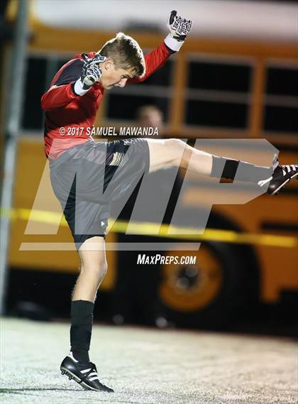 Thumbnail 2 in Harvard-Westlake vs St. Francis photogallery.