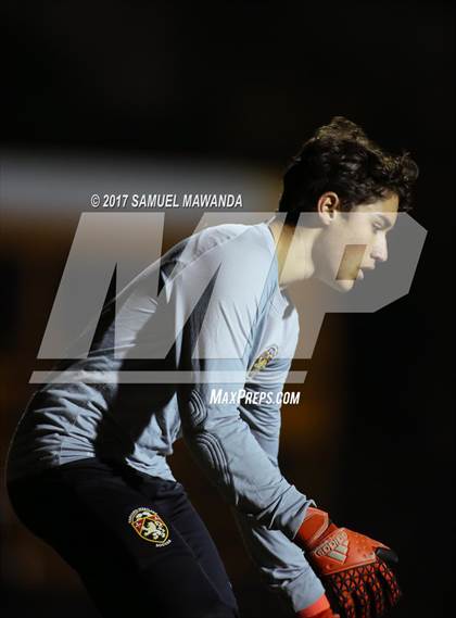 Thumbnail 2 in Harvard-Westlake vs St. Francis photogallery.