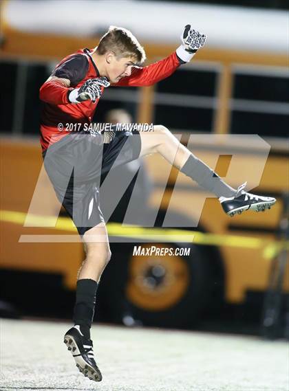 Thumbnail 3 in Harvard-Westlake vs St. Francis photogallery.