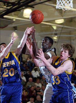 Thumbnail 2 in Serra vs. Bellarmine Prep (CIF CCS Playoffs) photogallery.