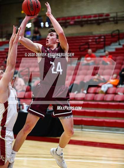 Thumbnail 3 in Faith Christian vs Alamosa (CHSAA 3A Great 8) photogallery.