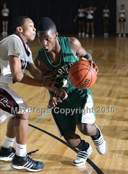 Thumbnail 2 in Carter vs Fulton (D3-AA Final) photogallery.