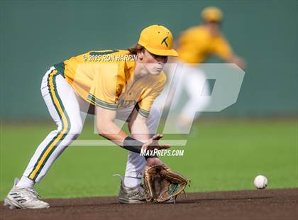 Thumbnail 3 in Douglas @ Bishop Manogue photogallery.
