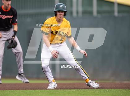 Thumbnail 3 in Douglas @ Bishop Manogue photogallery.