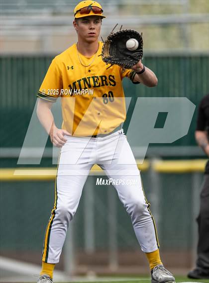 Thumbnail 3 in Douglas @ Bishop Manogue photogallery.