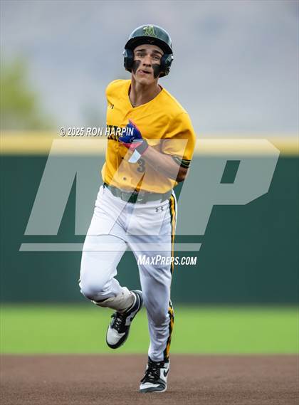Thumbnail 3 in Douglas @ Bishop Manogue photogallery.