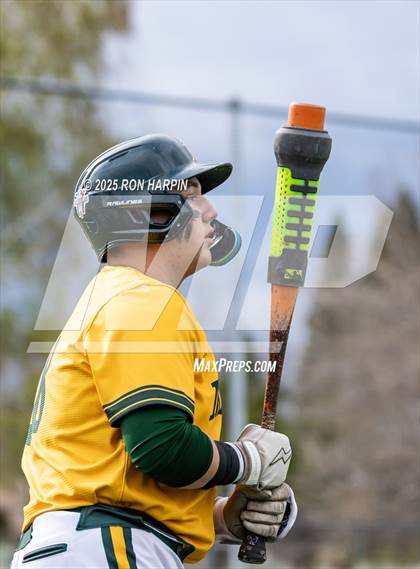 Thumbnail 3 in Douglas @ Bishop Manogue photogallery.