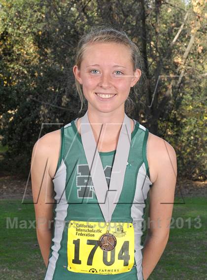 Thumbnail 2 in CIF State Cross Country Championships (Girls Awards) photogallery.