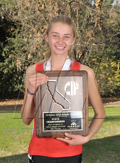 Thumbnail 2 in CIF State Cross Country Championships (Girls Awards) photogallery.