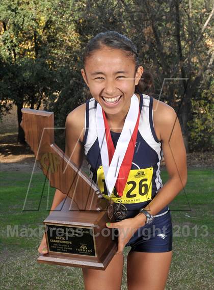 Thumbnail 3 in CIF State Cross Country Championships (Girls Awards) photogallery.