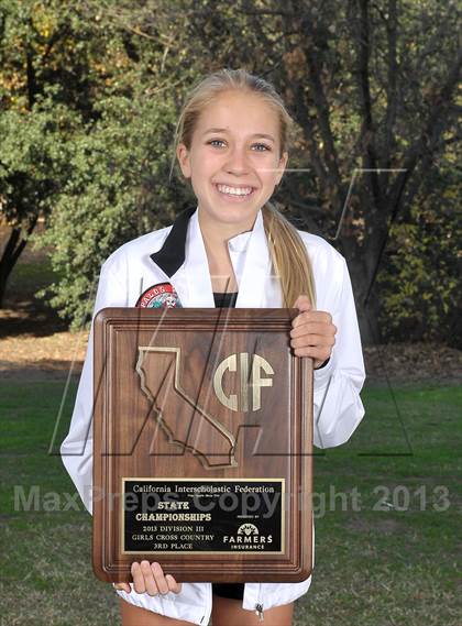 Thumbnail 2 in CIF State Cross Country Championships (Girls Awards) photogallery.