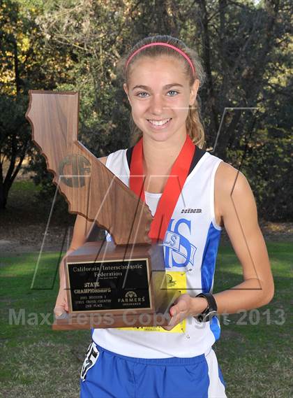 Thumbnail 2 in CIF State Cross Country Championships (Girls Awards) photogallery.