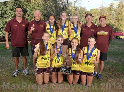 Thumbnail 2 in CIF State Cross Country Championships (Girls Awards) photogallery.
