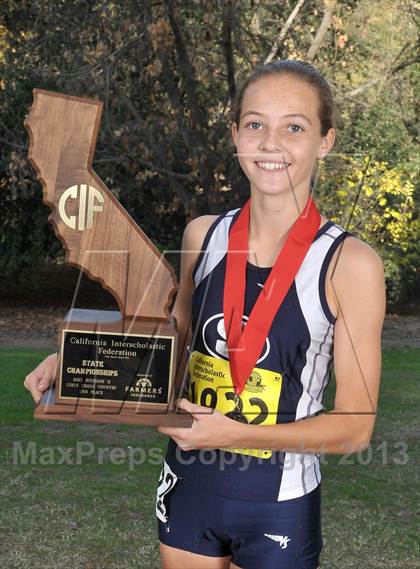 Thumbnail 2 in CIF State Cross Country Championships (Girls Awards) photogallery.