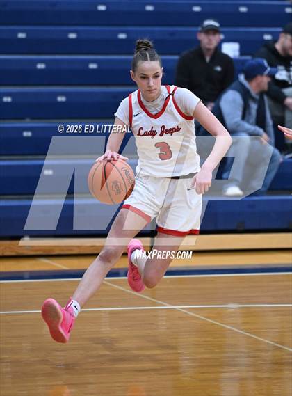 Thumbnail 3 in Valley vs South Webster (OHSAA Division VI Sectional) photogallery.