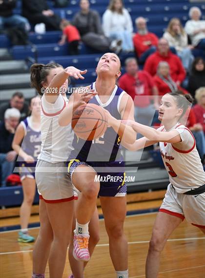 Thumbnail 1 in Valley vs South Webster (OHSAA Division VI Sectional) photogallery.