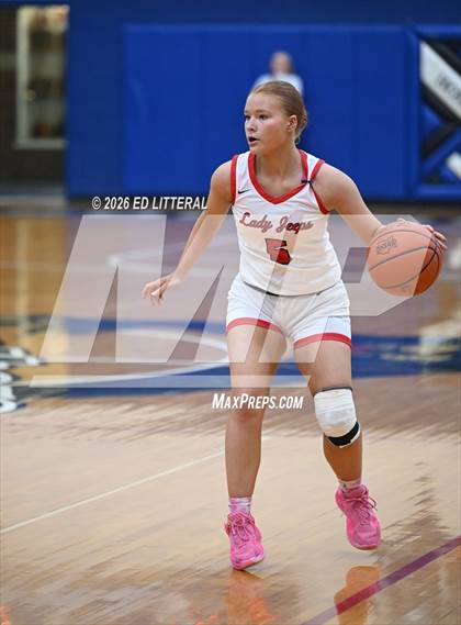 Thumbnail 2 in Valley vs South Webster (OHSAA Division VI Sectional) photogallery.