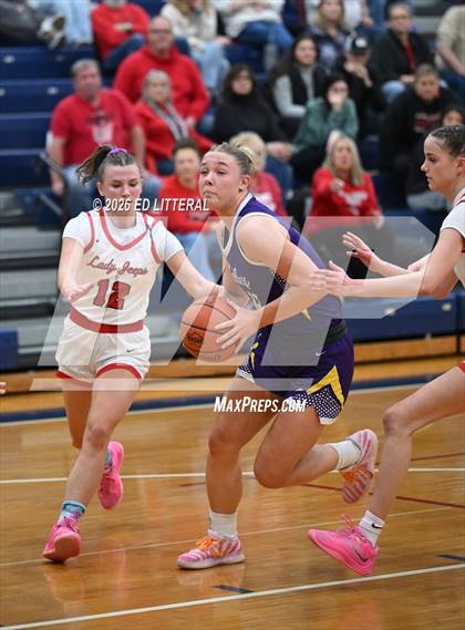 Thumbnail 2 in Valley vs South Webster (OHSAA Division VI Sectional) photogallery.