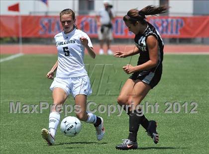 Thumbnail 3 in Hough vs Green Hope (NCHSAA 4A Final) photogallery.