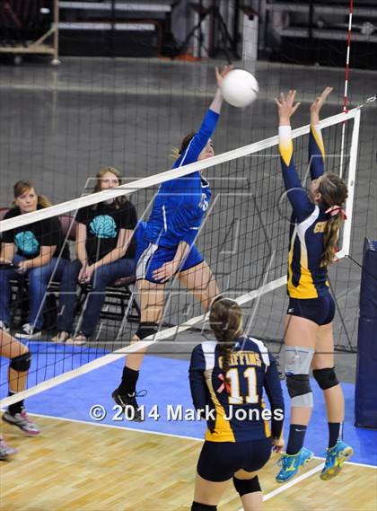 Thumbnail 2 in St. David vs. Glendale Prep Academy (AIA D5 Playoff) photogallery.