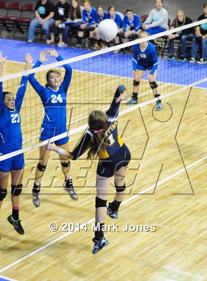 Thumbnail 1 in St. David vs. Glendale Prep Academy (AIA D5 Playoff) photogallery.