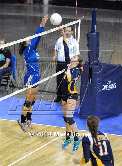 Thumbnail 2 in St. David vs. Glendale Prep Academy (AIA D5 Playoff) photogallery.