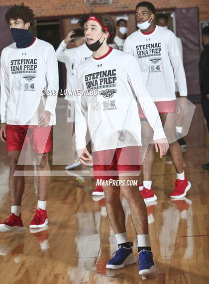 Thumbnail 3 in Archbishop Stepinac vs Iona Prep (Brother Stoldt Best of 7 Series) photogallery.