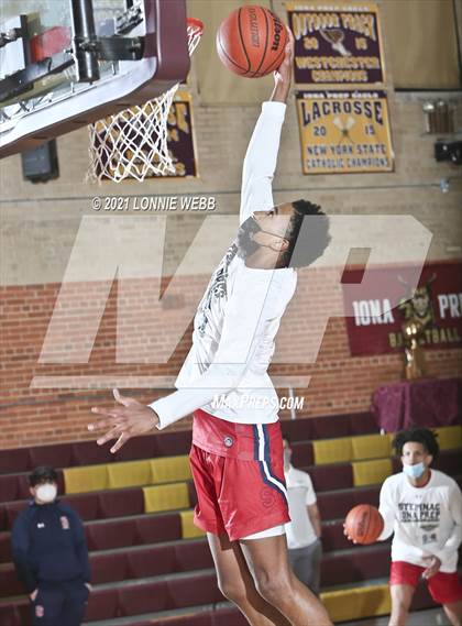 Thumbnail 3 in Archbishop Stepinac vs Iona Prep (Brother Stoldt Best of 7 Series) photogallery.