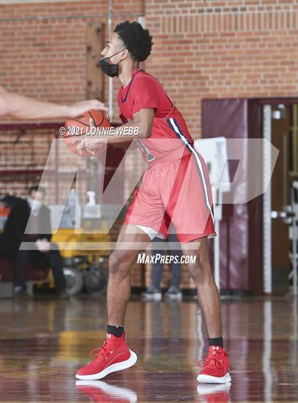 Thumbnail 1 in Archbishop Stepinac vs Iona Prep (Brother Stoldt Best of 7 Series) photogallery.