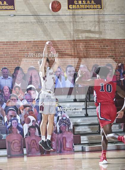 Thumbnail 2 in Archbishop Stepinac vs Iona Prep (Brother Stoldt Best of 7 Series) photogallery.