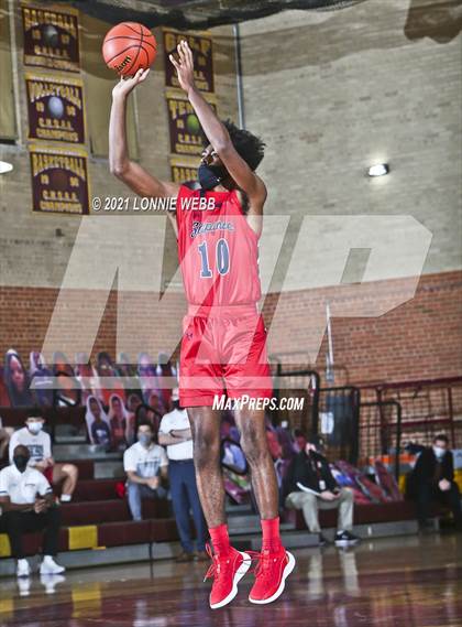 Thumbnail 1 in Archbishop Stepinac vs Iona Prep (Brother Stoldt Best of 7 Series) photogallery.