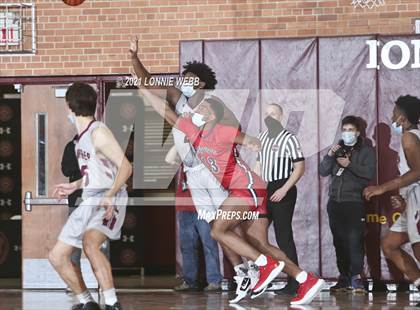Thumbnail 3 in Archbishop Stepinac vs Iona Prep (Brother Stoldt Best of 7 Series) photogallery.