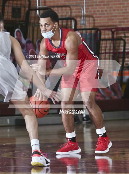 Thumbnail 1 in Archbishop Stepinac vs Iona Prep (Brother Stoldt Best of 7 Series) photogallery.