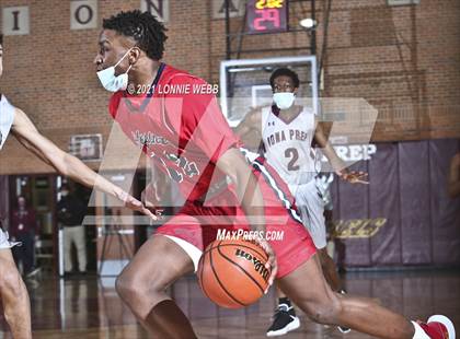 Thumbnail 2 in Archbishop Stepinac vs Iona Prep (Brother Stoldt Best of 7 Series) photogallery.