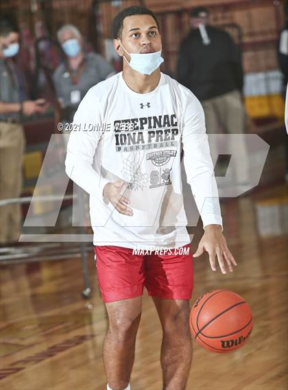 Thumbnail 2 in Archbishop Stepinac vs Iona Prep (Brother Stoldt Best of 7 Series) photogallery.