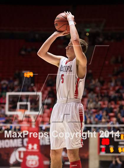 Thumbnail 2 in Bountiful vs. Olympus (UHSAA 4A Semifinal) photogallery.