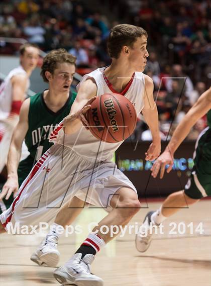 Thumbnail 2 in Bountiful vs. Olympus (UHSAA 4A Semifinal) photogallery.