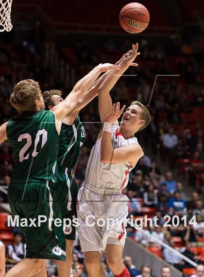 Thumbnail 3 in Bountiful vs. Olympus (UHSAA 4A Semifinal) photogallery.