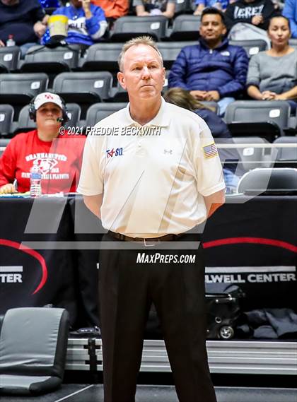 Thumbnail 1 in Bellville vs. Decatur (UIL Volleyball 4A Semi-Finals)  photogallery.
