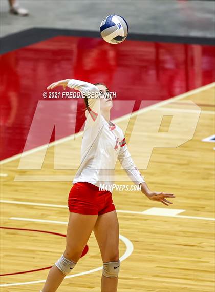 Thumbnail 2 in Bellville vs. Decatur (UIL Volleyball 4A Semi-Finals)  photogallery.