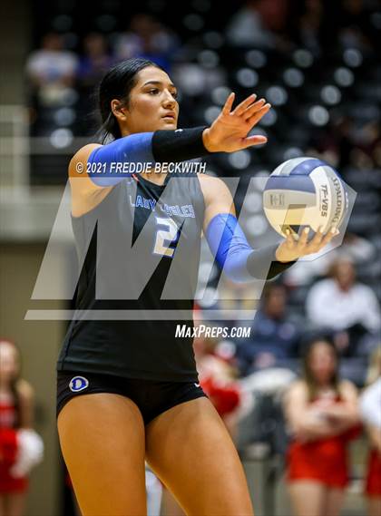 Thumbnail 3 in Bellville vs. Decatur (UIL Volleyball 4A Semi-Finals)  photogallery.