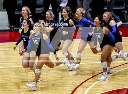 Thumbnail 2 in Bellville vs. Decatur (UIL Volleyball 4A Semi-Finals)  photogallery.