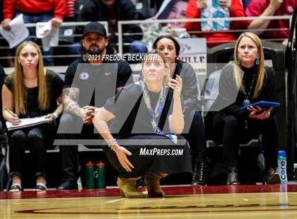 Thumbnail 1 in Bellville vs. Decatur (UIL Volleyball 4A Semi-Finals)  photogallery.