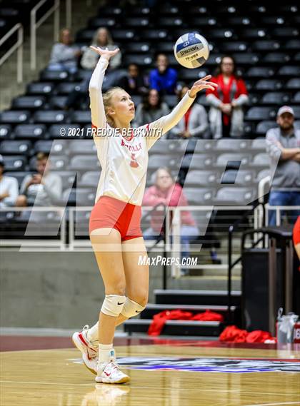 Thumbnail 2 in Bellville vs. Decatur (UIL Volleyball 4A Semi-Finals)  photogallery.