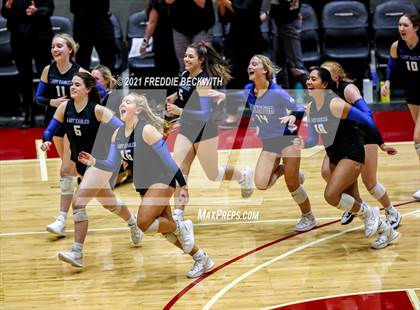Thumbnail 3 in Bellville vs. Decatur (UIL Volleyball 4A Semi-Finals)  photogallery.